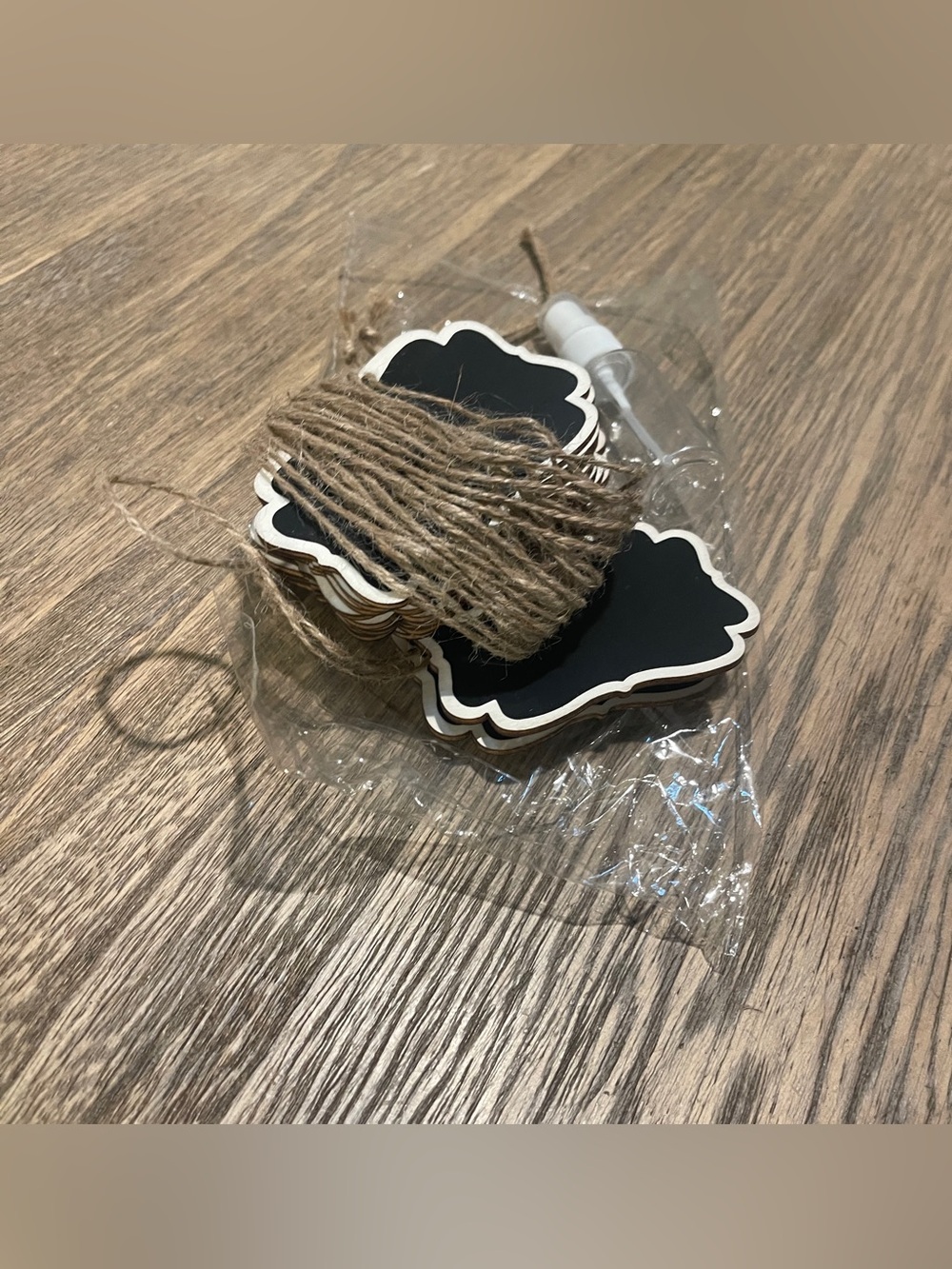 Mini Chalkboard Tags w/ Jute Cord 14 Count, w/ Spray Bottle
